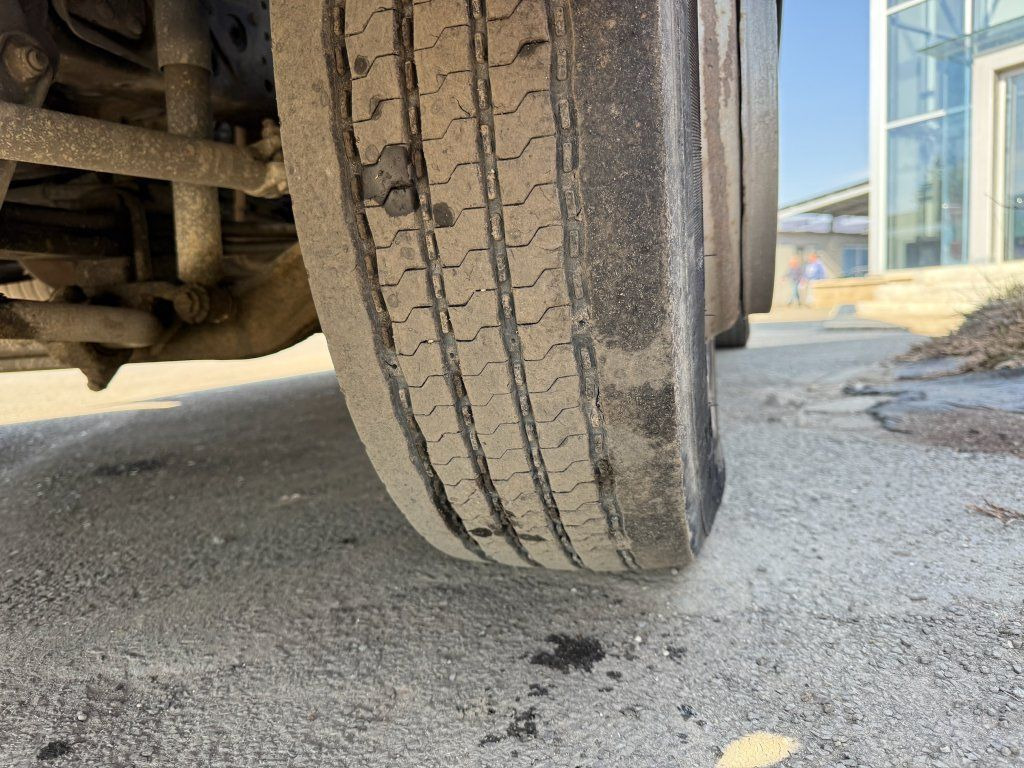 Camión multibasculante Mercedes-Benz 916 Atego EURO 4