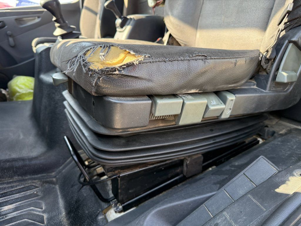 Camión multibasculante Mercedes-Benz 916 Atego EURO 4