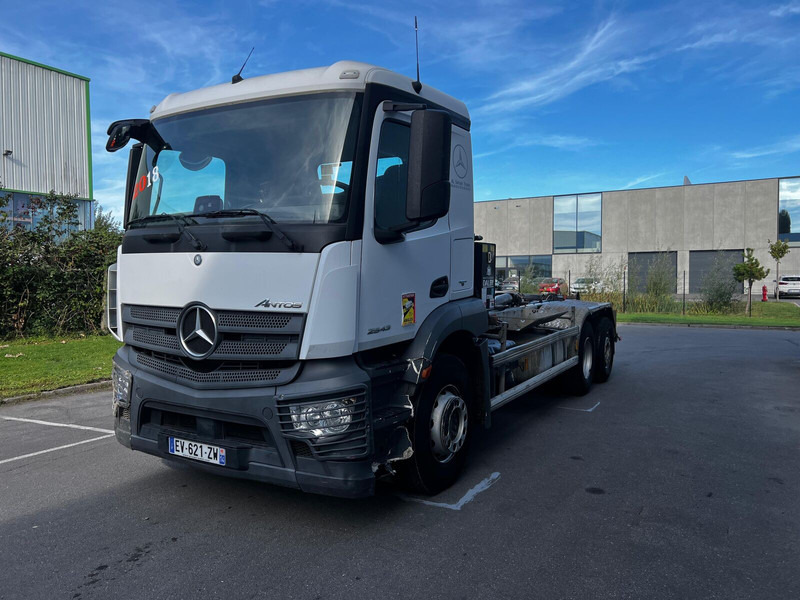 Camión multibasculante Mercedes-Benz Actros 2543