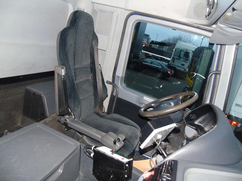 Camión multibasculante Mercedes-Benz Actros 2632 + PALFINGER + 6X2 + EURO 5