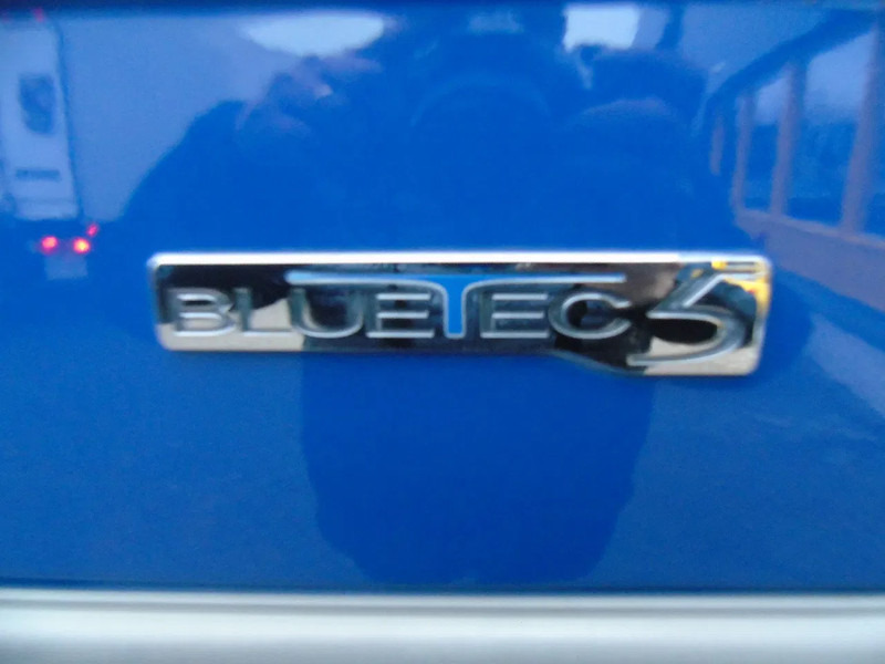 Camión multibasculante Mercedes-Benz Actros 2632 + PALFINGER + 6X2 + EURO 5