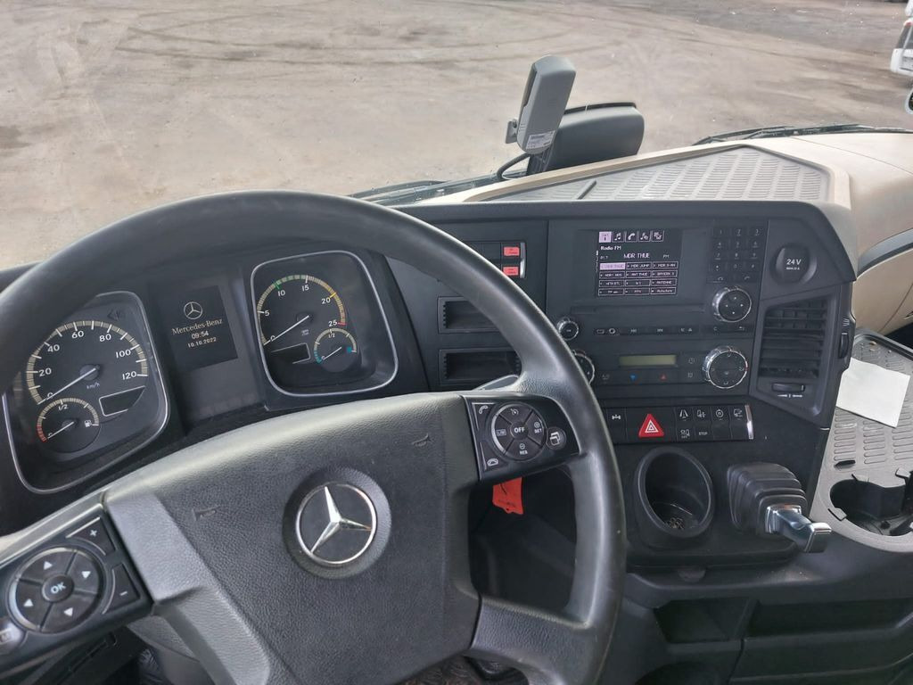 Camión multibasculante Mercedes-Benz Actros 2646