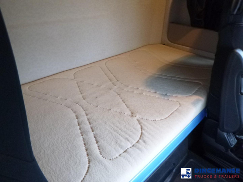 Camión multibasculante Mercedes-Benz Actros 2843 6x2 Hyva container hook 20t