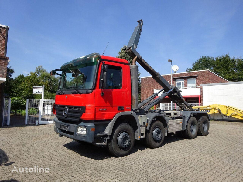 Camión multibasculante Mercedes-Benz Actros 3246 - Hook lift truck