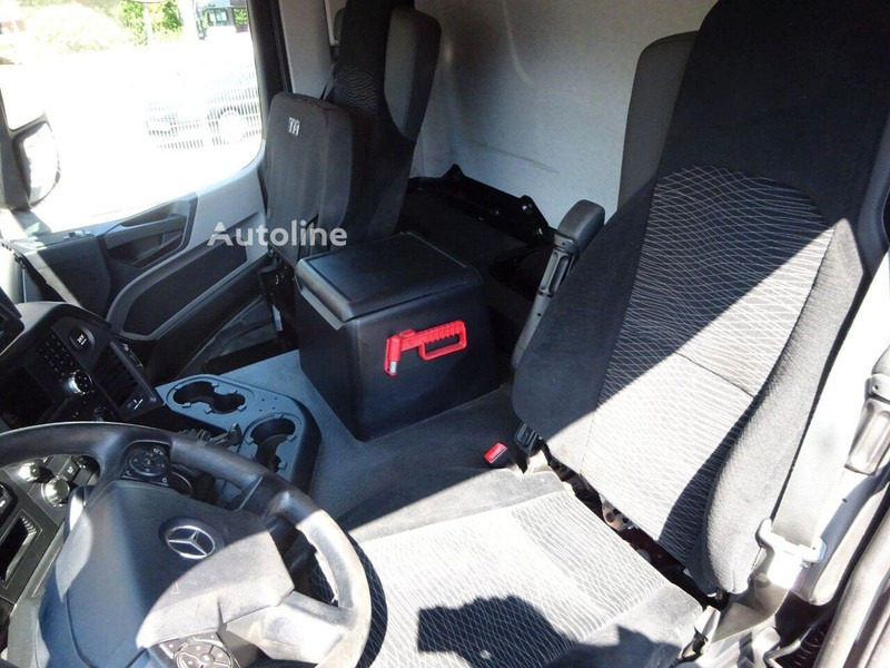 Camión multibasculante Mercedes-Benz Antos 2532 - Hook lift truck