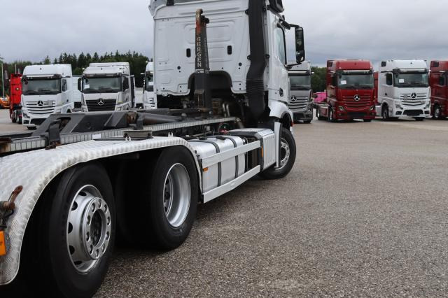 Camión multibasculante Mercedes-Benz Antos 2551 ENA