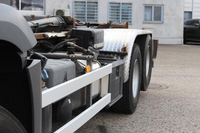 Camión multibasculante Mercedes-Benz Arocs 2642 L EXPORT