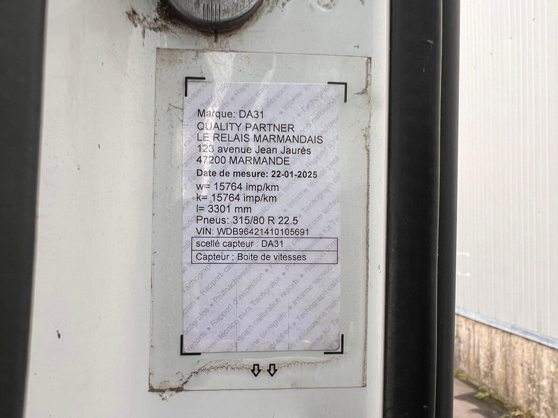 Camión multibasculante Mercedes-Benz Arocs 2645