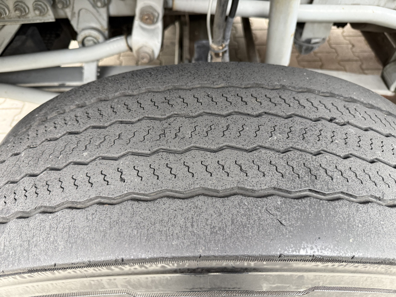 Camión multibasculante Mercedes-Benz Arocs 3245 K 8X4 Haken