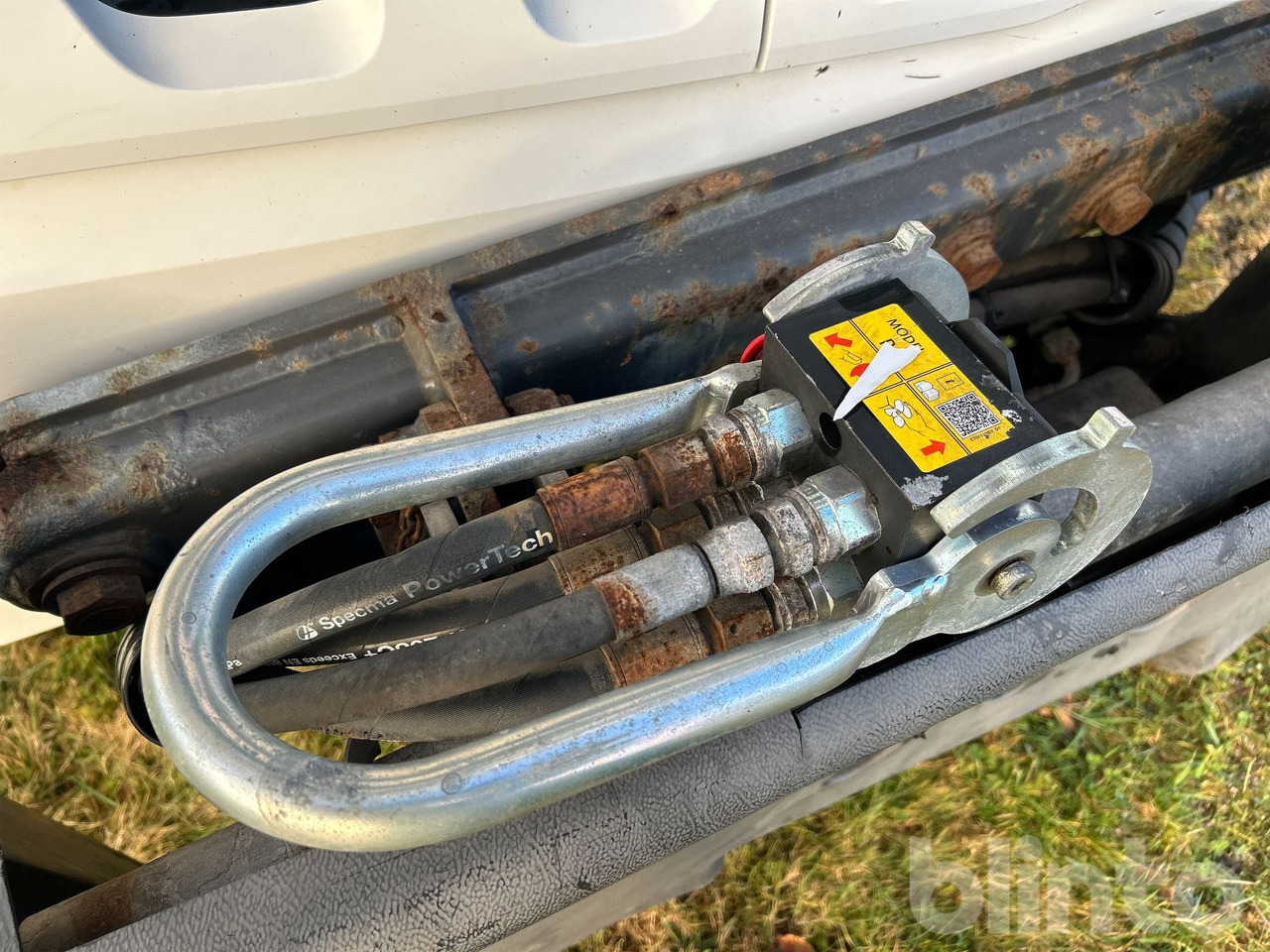 Camión multibasculante Mercedes-Benz Arocs 3251LK 8x4 - JOAB L24