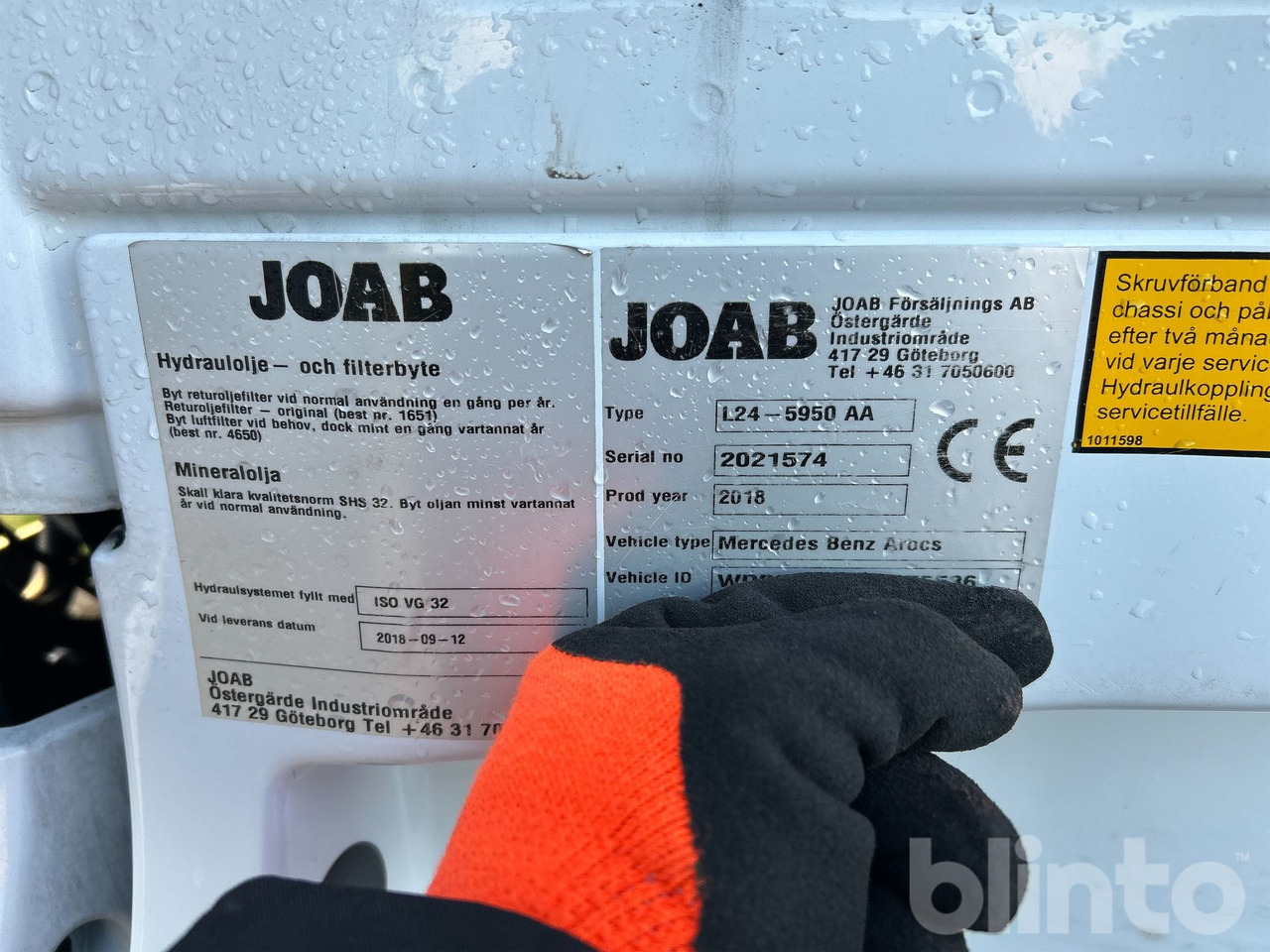 Camión multibasculante Mercedes-Benz Arocs 3251LK 8x4 - JOAB L24