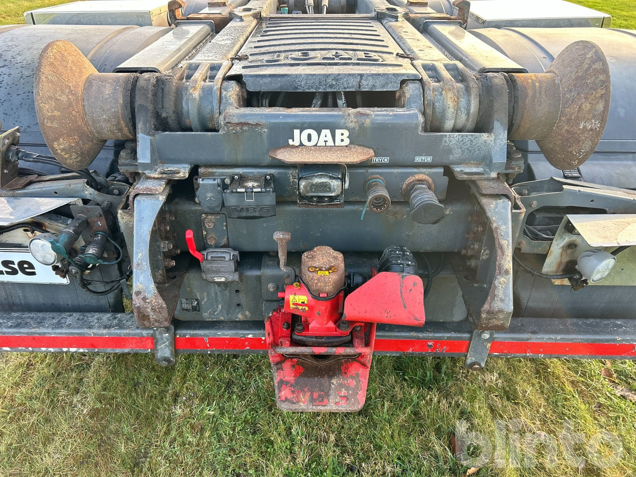 Camión multibasculante Mercedes-Benz Arocs 3251LK 8x4 - JOAB L24