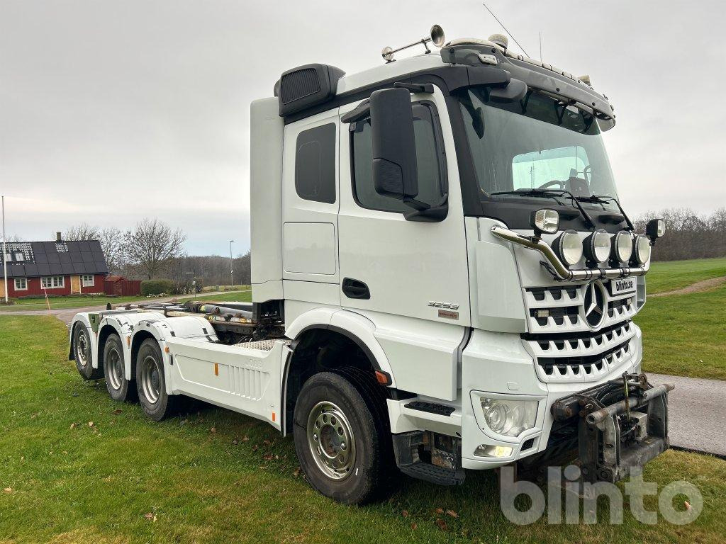 Camión multibasculante Mercedes-Benz Arocs 3253LK - JOAB L24