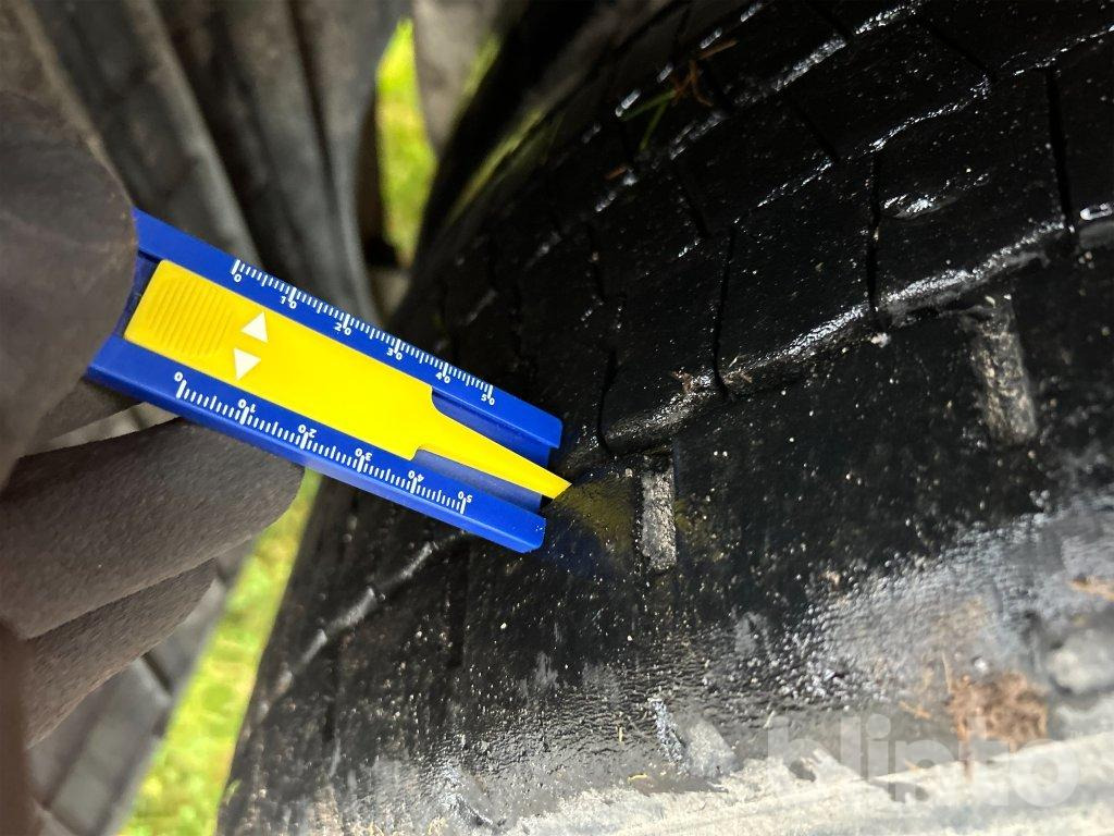 Camión multibasculante Mercedes-Benz Arocs 3253LK - JOAB L24