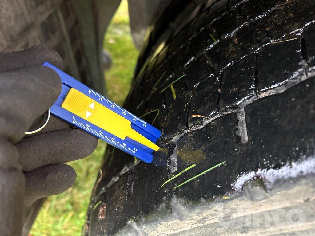 Camión multibasculante Mercedes-Benz Arocs 3253LK - JOAB L24