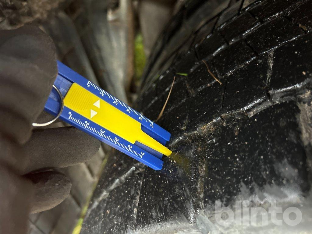 Camión multibasculante Mercedes-Benz Arocs 3253LK - JOAB L24