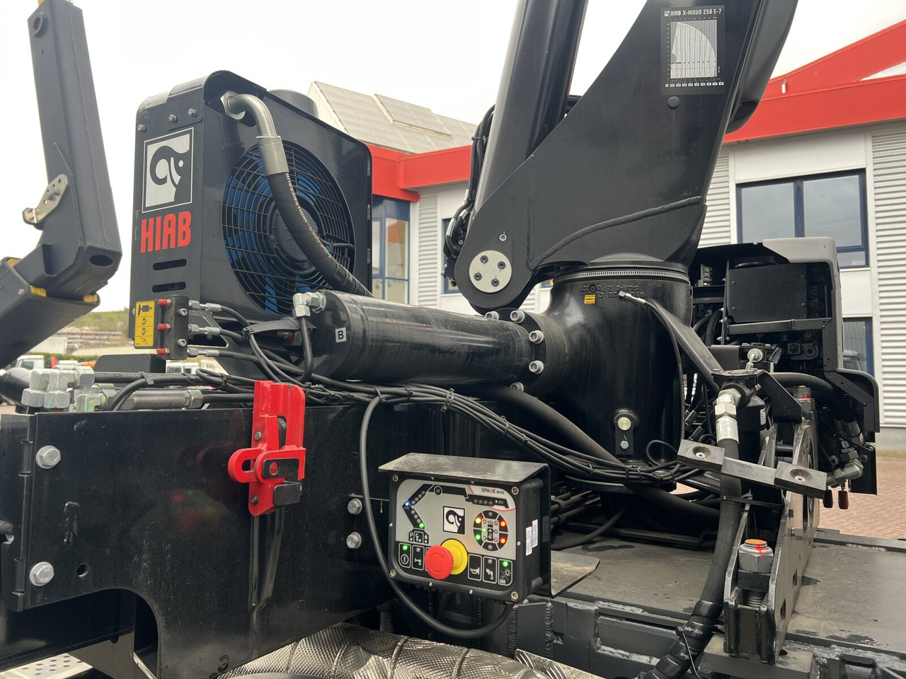 Camión multibasculante Mercedes-Benz Arocs 4142 B 8x4/4 Arocs 4142 B 8x4/4, Grounder, Funk