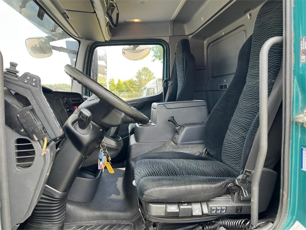Camión multibasculante Mercedes-Benz Atego 1521