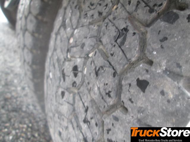 Camión multibasculante Mercedes-Benz Atego 916