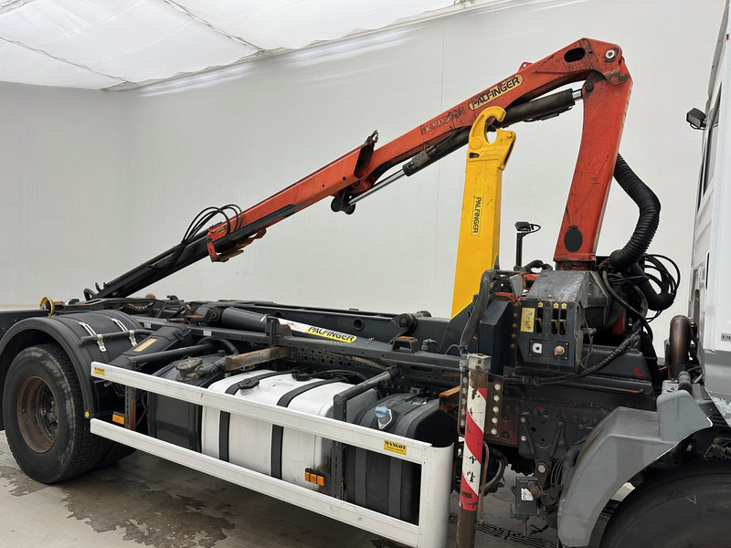 Camión multibasculante Mercedes-Benz Axor 1824