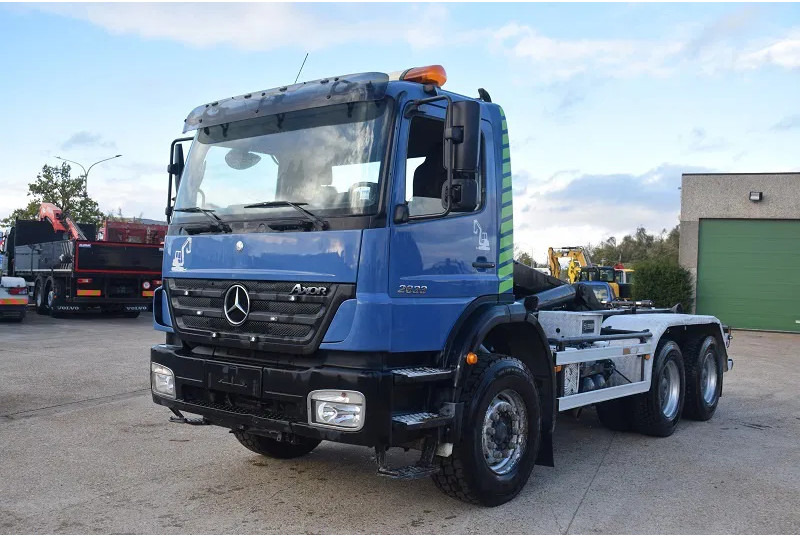 Camión multibasculante Mercedes-Benz Axor 2633