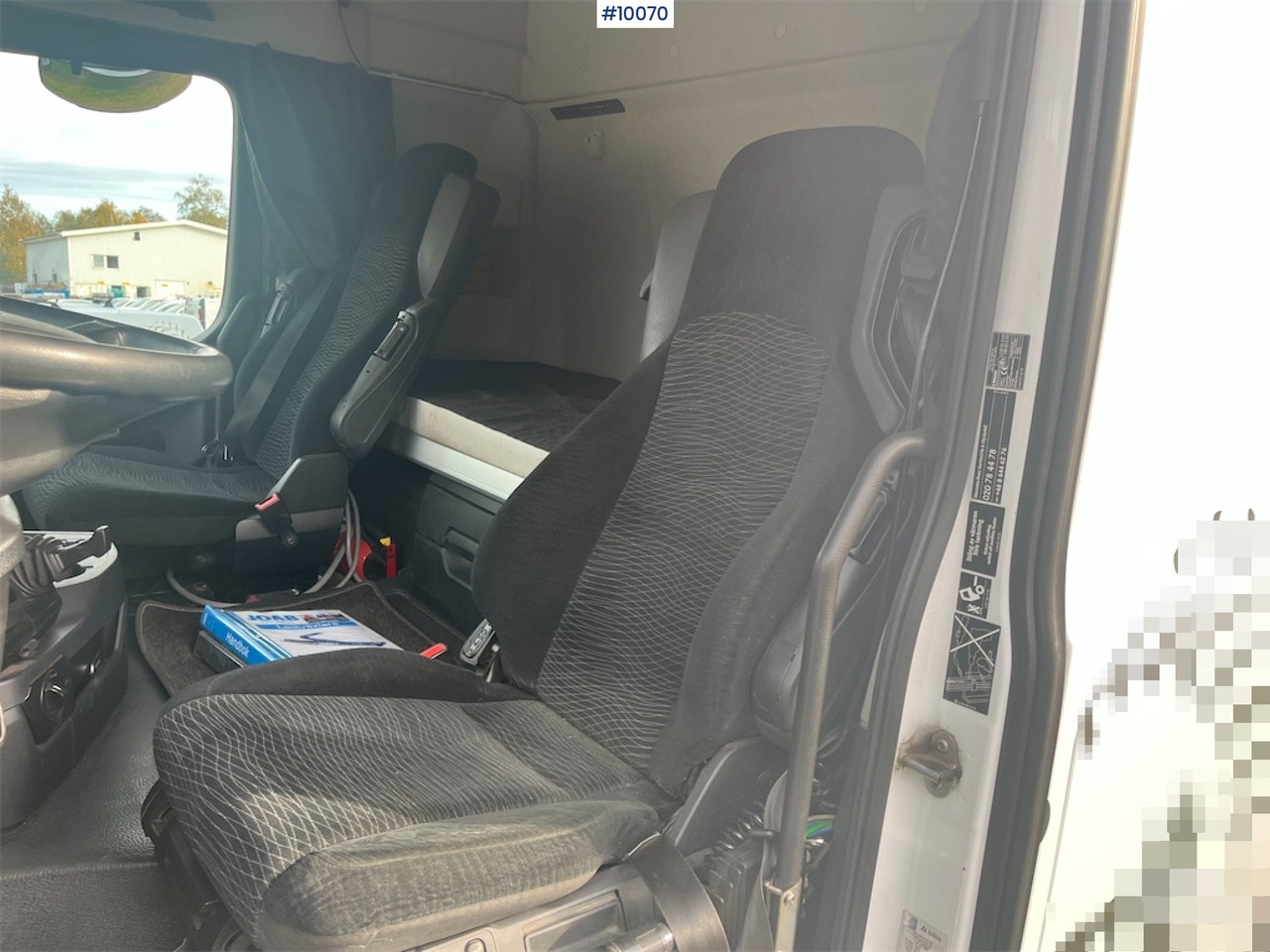 Camión multibasculante Mercedes Benz Complete Snow Plow Truck