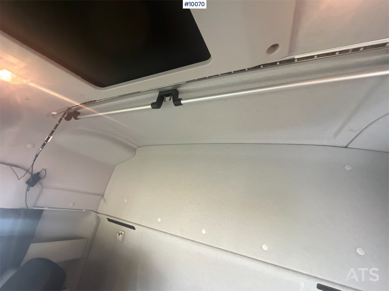 Camión multibasculante Mercedes Benz Complete Snow Plow Truck