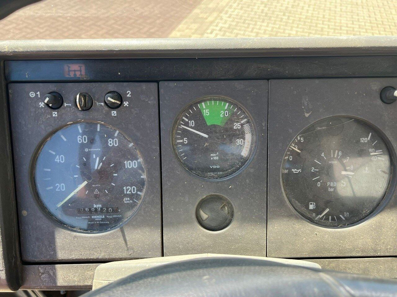 Camión multibasculante Mercedes-Benz LK 817 4x2 LK 817 4x2, City-Abroller, 6-Zylinder Motor