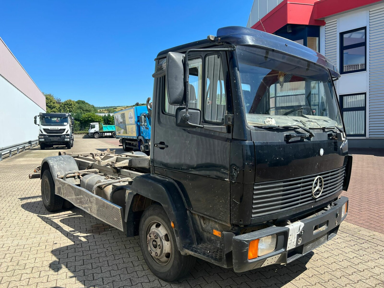 Camión multibasculante Mercedes-Benz LK 817 4x2 LK 817 4x2, City-Abroller, 6-Zylinder Motor