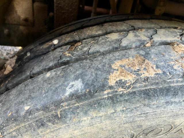 Camión multibasculante Nissan ATLEON 150.25