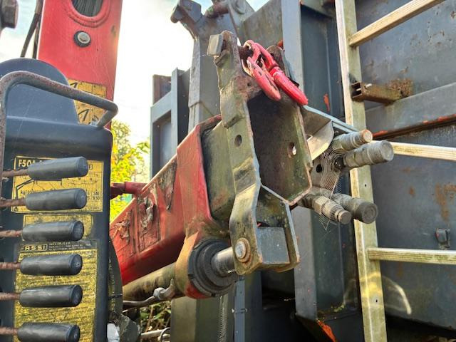 Camión multibasculante Nissan ATLEON 150.25