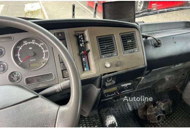 Camión multibasculante Nissan Atleon 80.19 - Hook lift truck+tipper