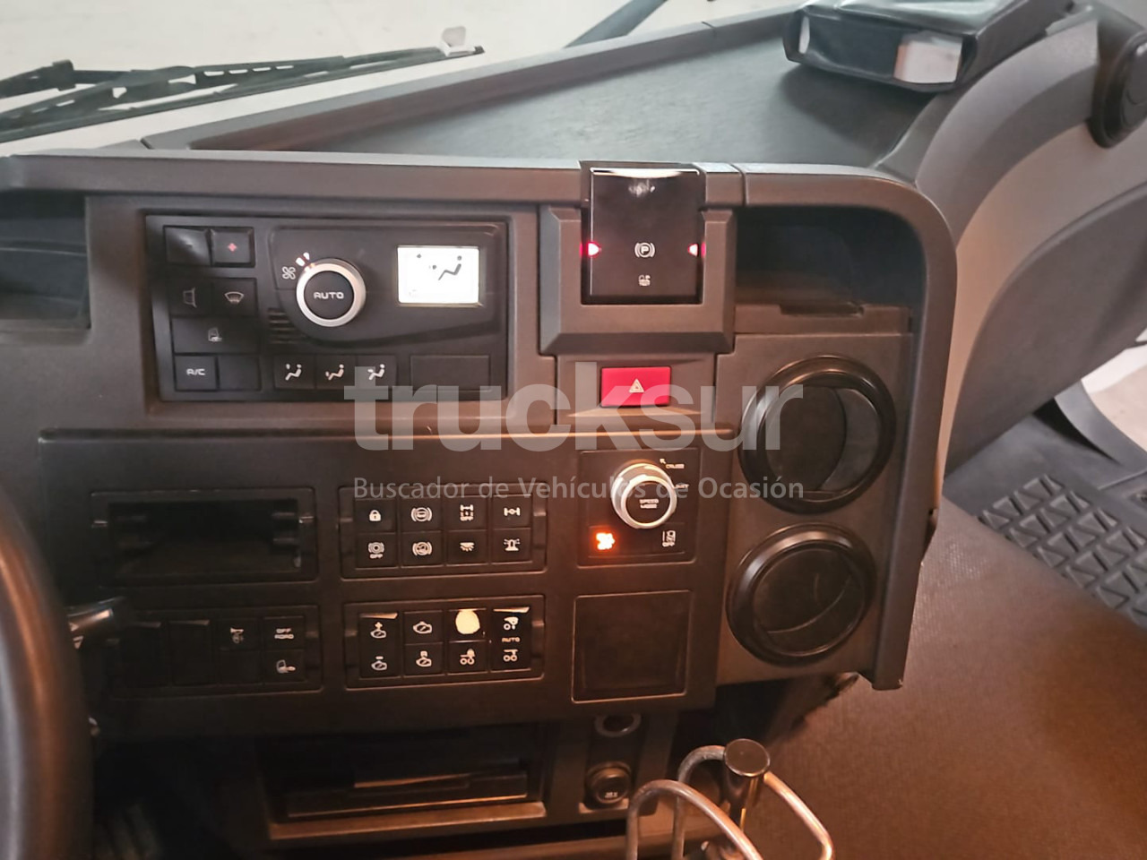 Camión multibasculante RENAULT C430.26 6X2