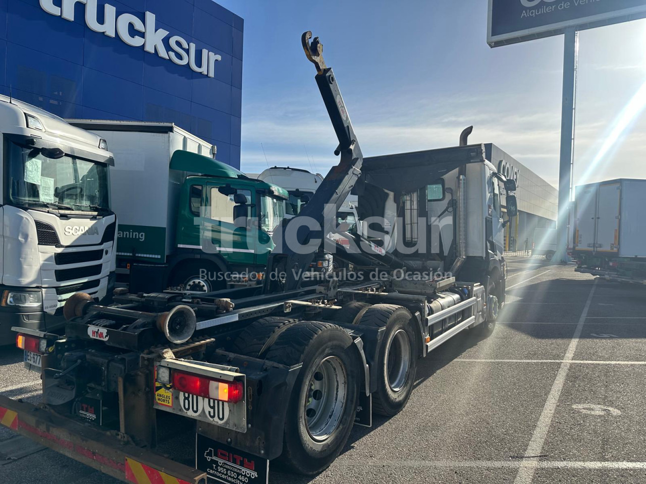 Camión multibasculante RENAULT C430.26 6X2