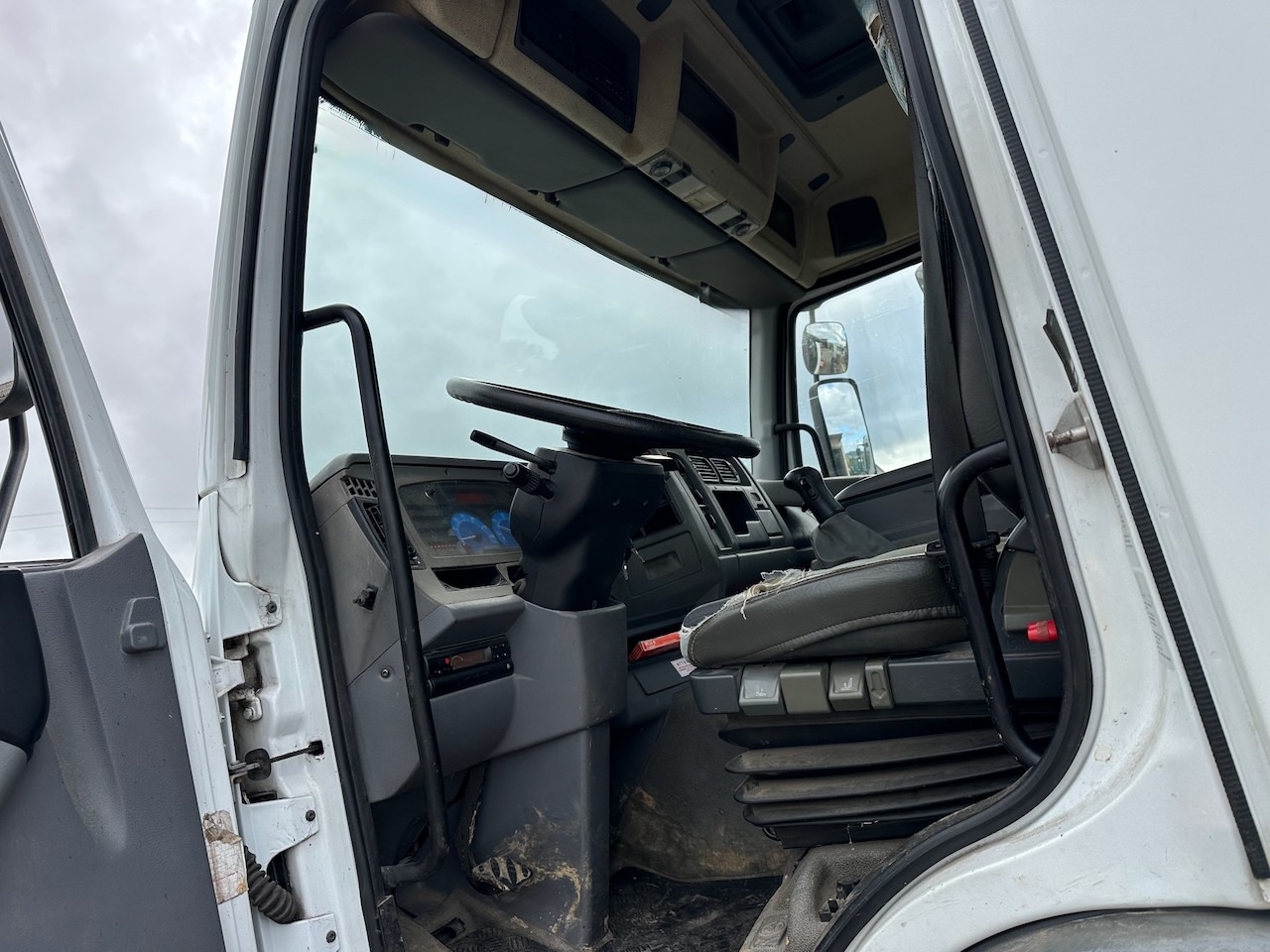 Camión multibasculante RENAULT KERAX 370 DCI