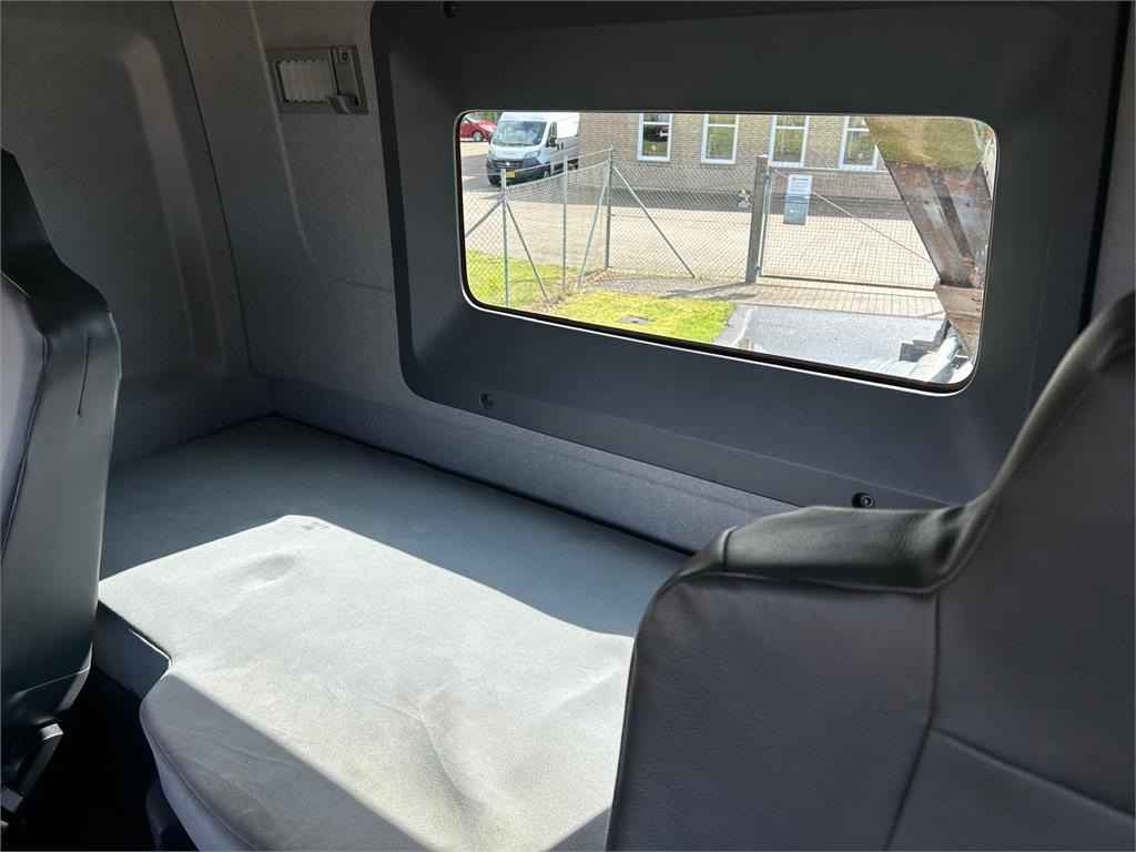 Camión multibasculante Renault CM 430