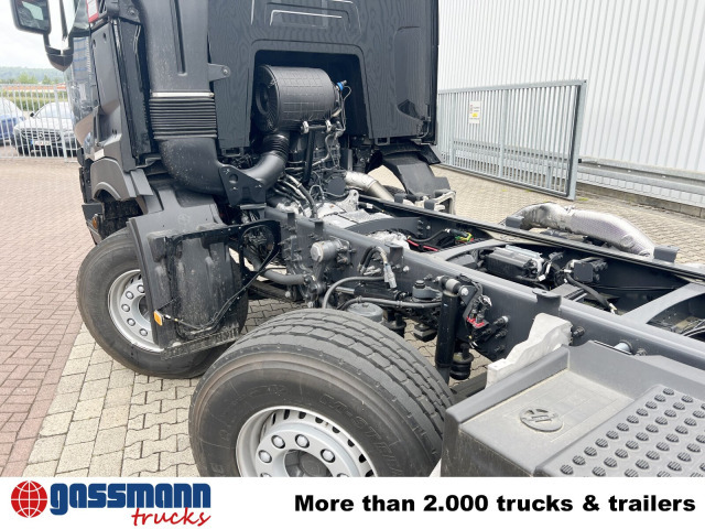 Camión multibasculante Renault C 480 8x4, Kran 15-35m/t