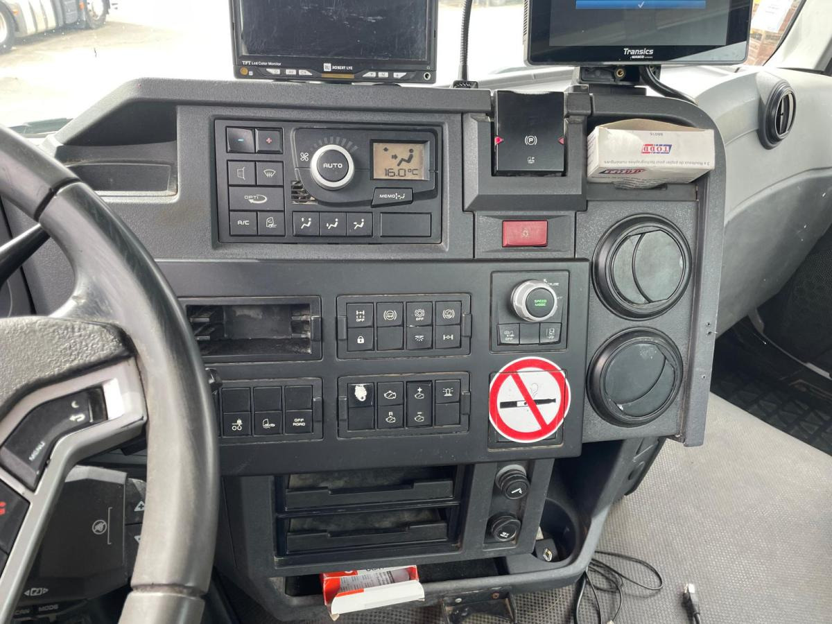 Camión multibasculante Renault C-Series 480 COMFORT