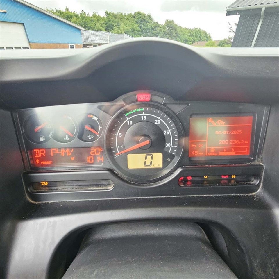 Camión multibasculante Renault D 26 Wide
