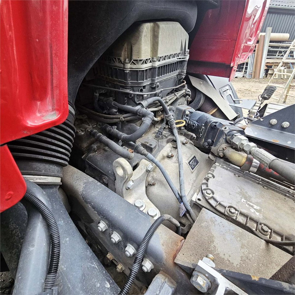 Camión multibasculante Renault D 26 Wide