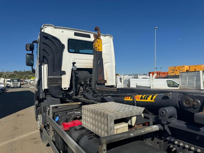 Camión multibasculante Renault Gamme C 380