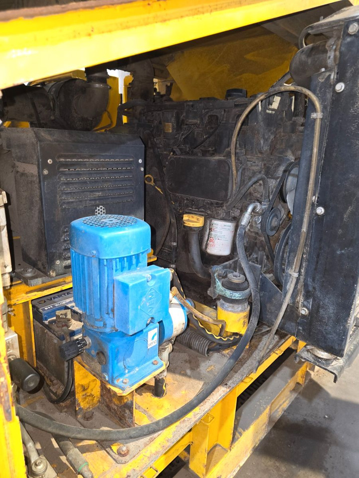 Camión multibasculante Rubble Master RM 60 Backenbrecher Brecher