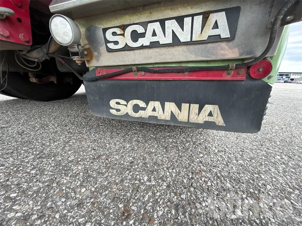 Camión multibasculante SCANIA