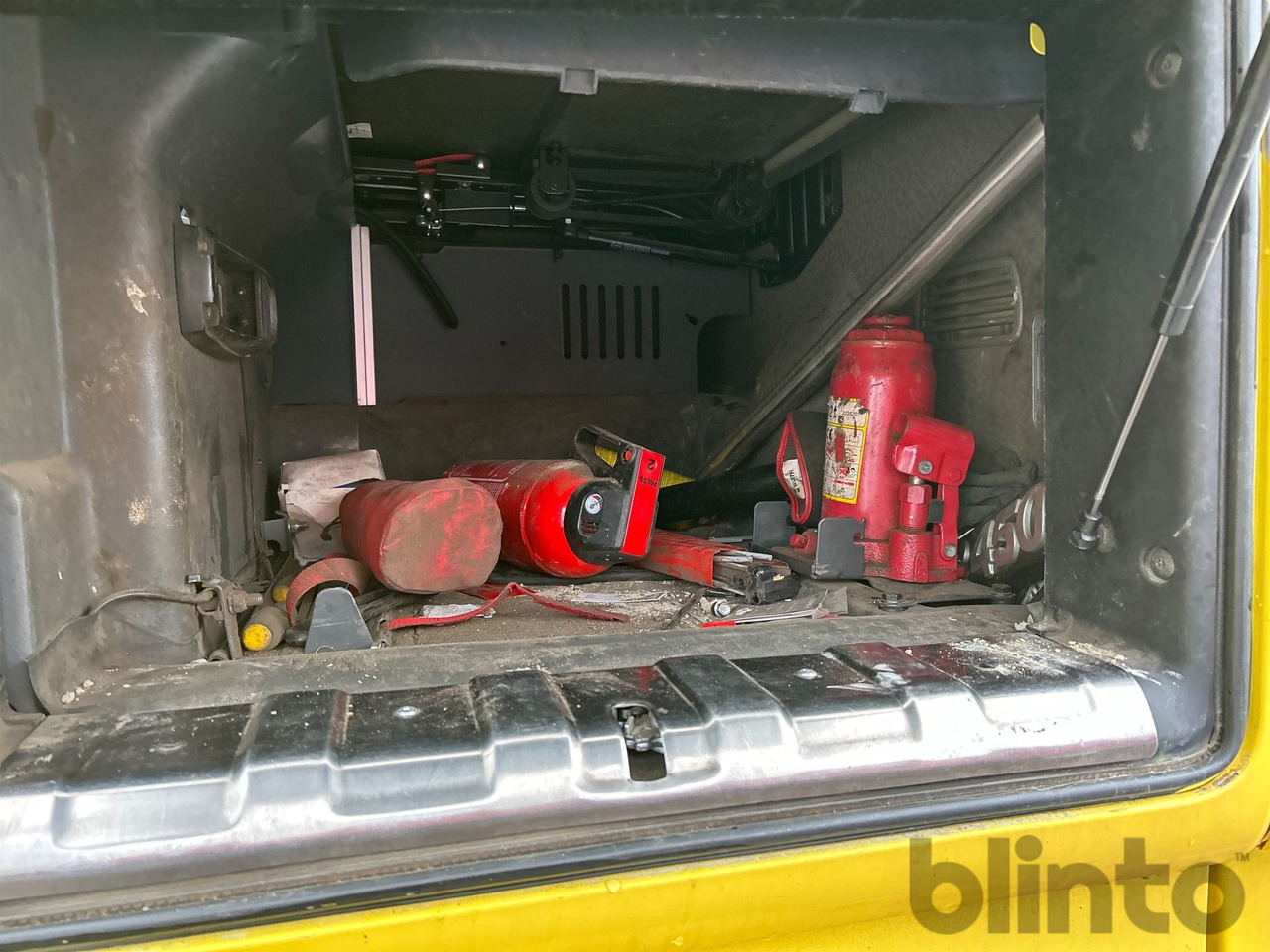 Camión multibasculante SCANIA