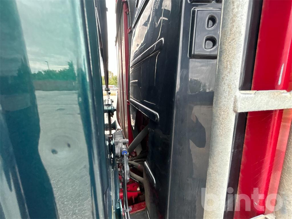 Camión multibasculante SCANIA