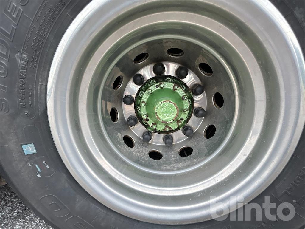 Camión multibasculante SCANIA