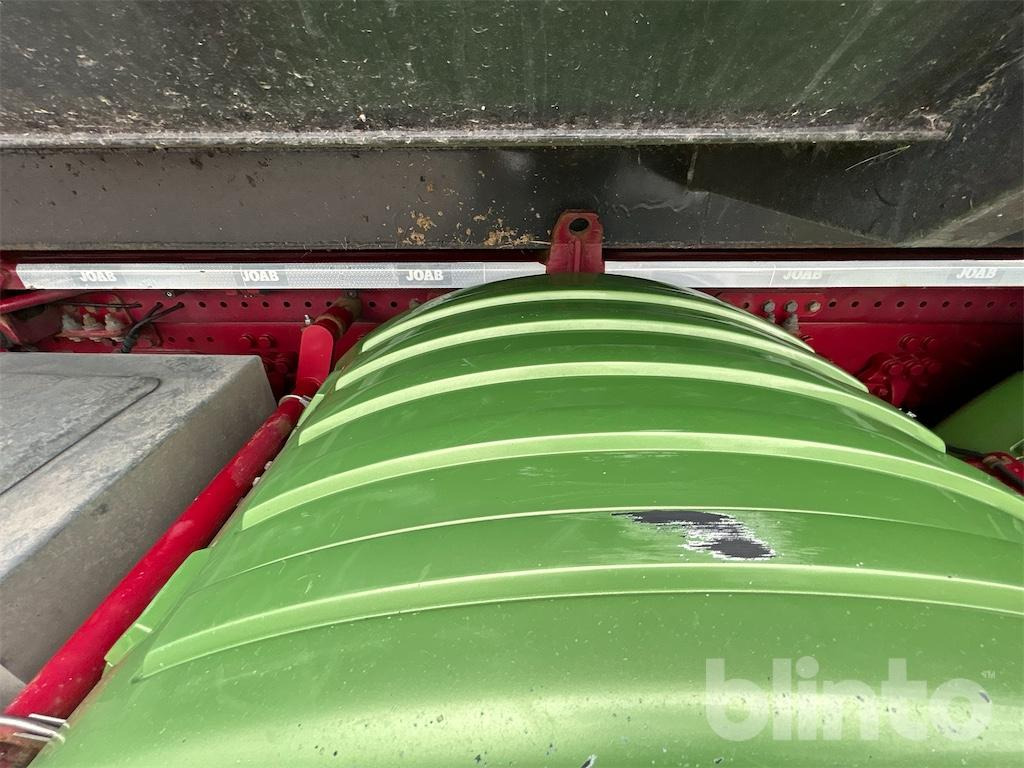 Camión multibasculante SCANIA