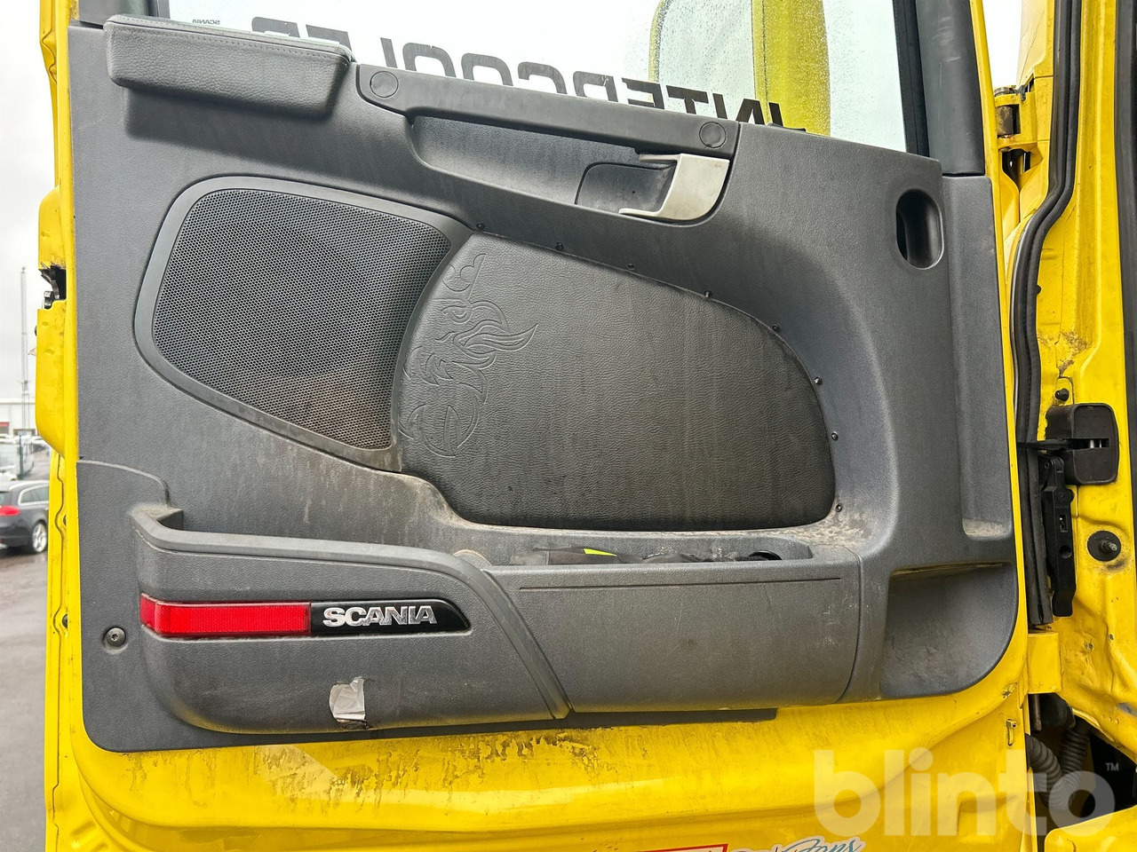 Camión multibasculante SCANIA