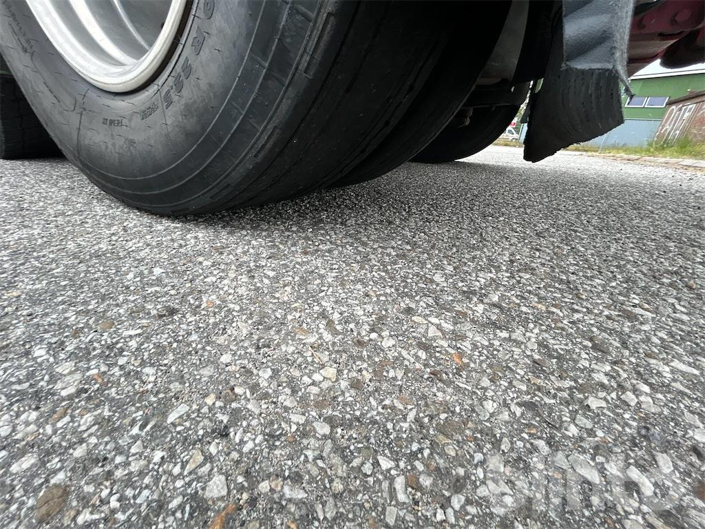 Camión multibasculante SCANIA