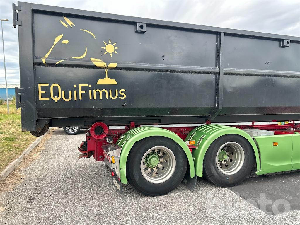 Camión multibasculante SCANIA